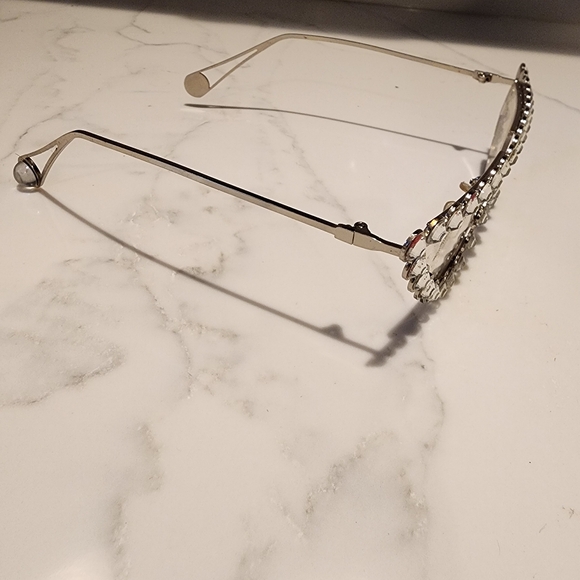 Sparkling Silver Rhinestone Hair Accessory - Picture 3 of 3